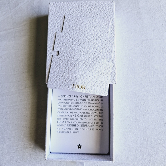 DIOR JEWELRY CASE/BOX AND CHARM - Picture 3 of 8